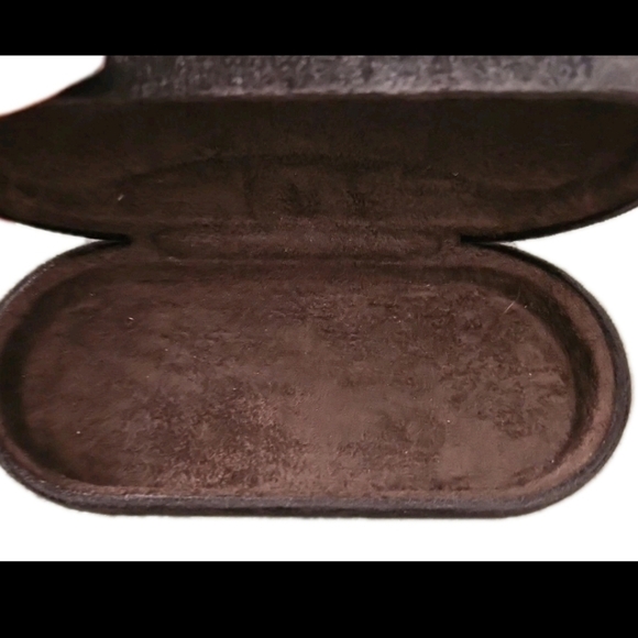 Tom Ford Hard Shell Brown Velvet Sunglass Case - Picture 6 of 8
